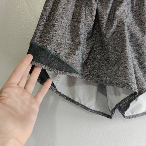 Lululemon Hotty Hot Shorts Grey - Picture 3 of 9